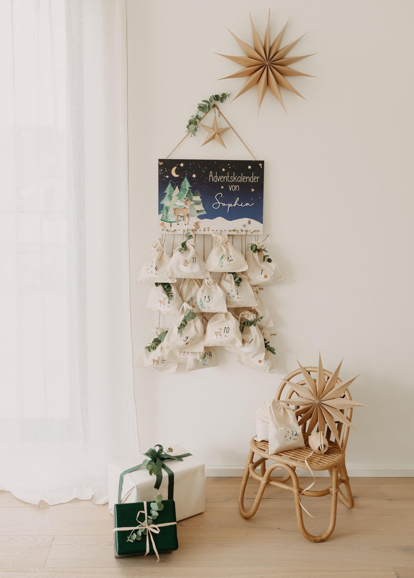 Adventskalender Winterwonderland-Motiv & aufgesetztem Namen aus Acryl