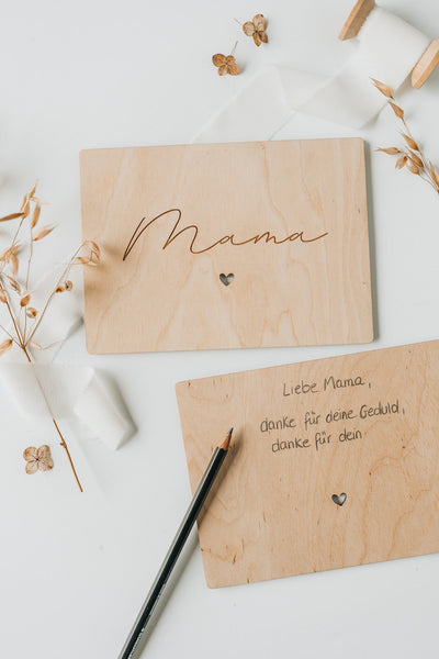 Grußkarte "Mama" aus Holz