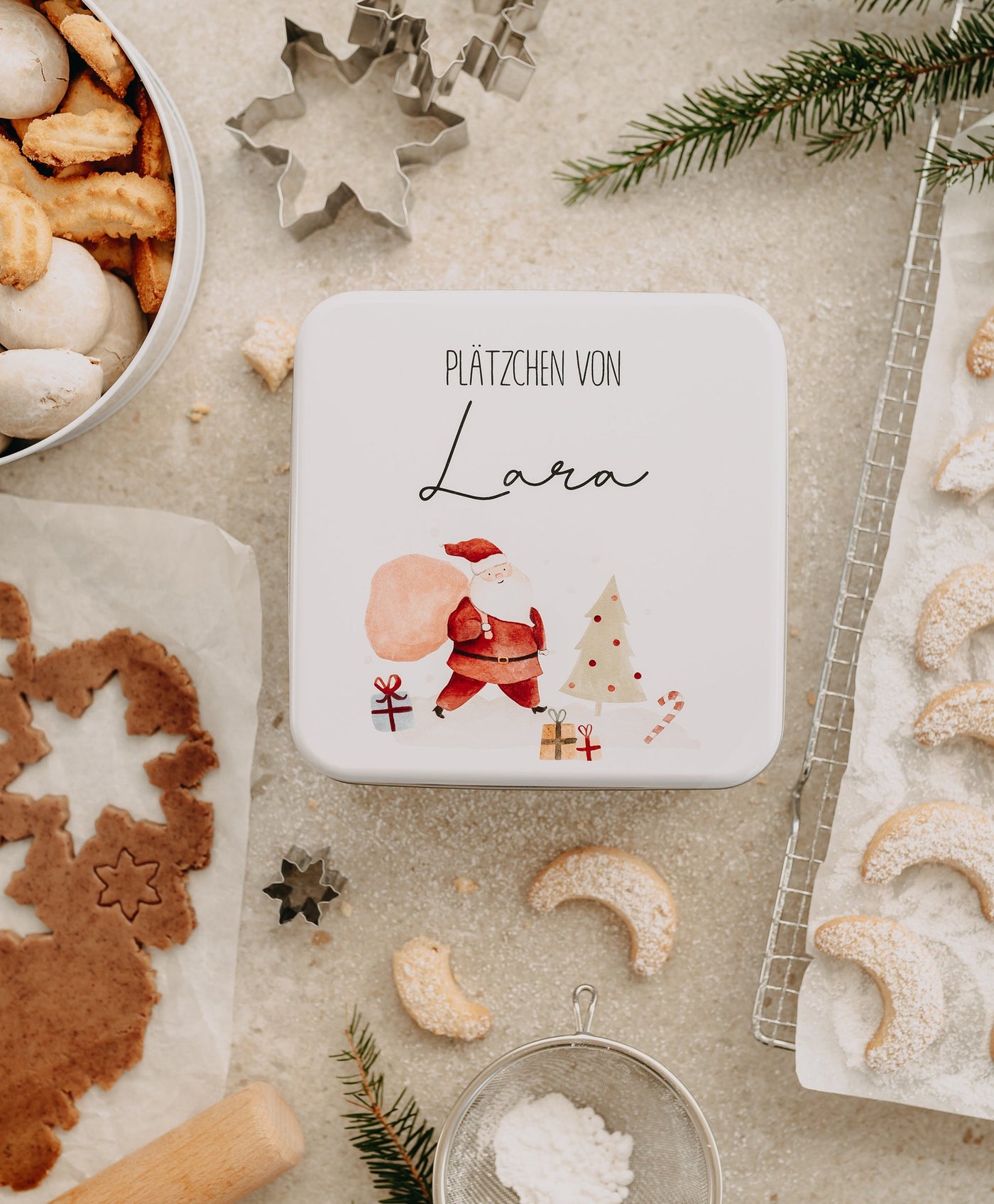 Personalisierte Keksdose mit Weihnachtsmann-Motiv in 3 Formen