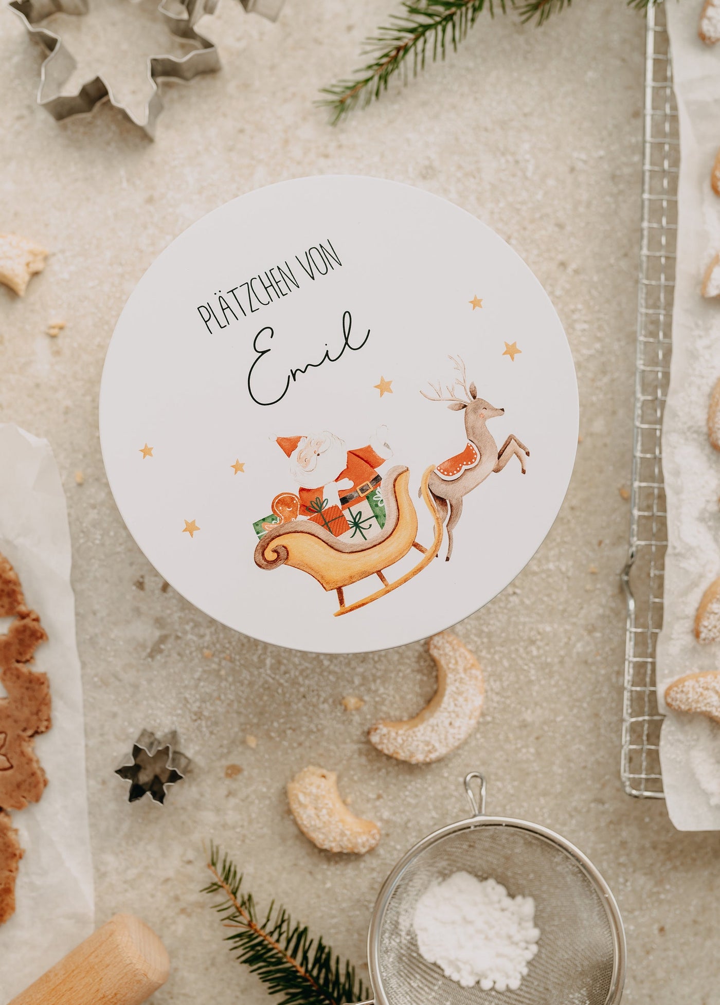 Personalisierte Keksdose mit Weihnachtsmann & Rentier